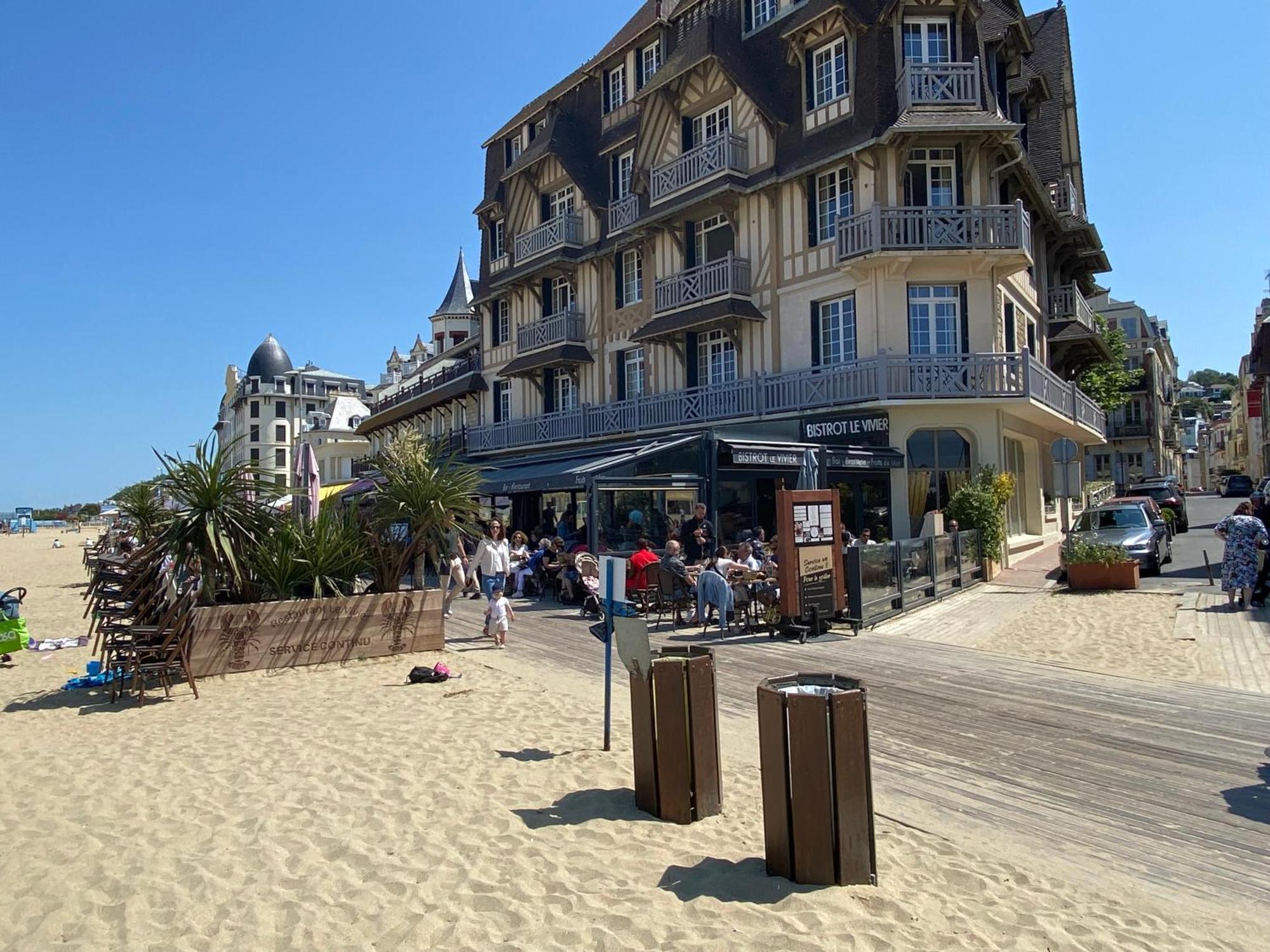 Cote Plage - Magnifique Appartement De Charme A Trouville Sur Mer - Linge - Lit Fait - Parking - Wifi - Classe Par L'Office Du Tourisme Exterior foto