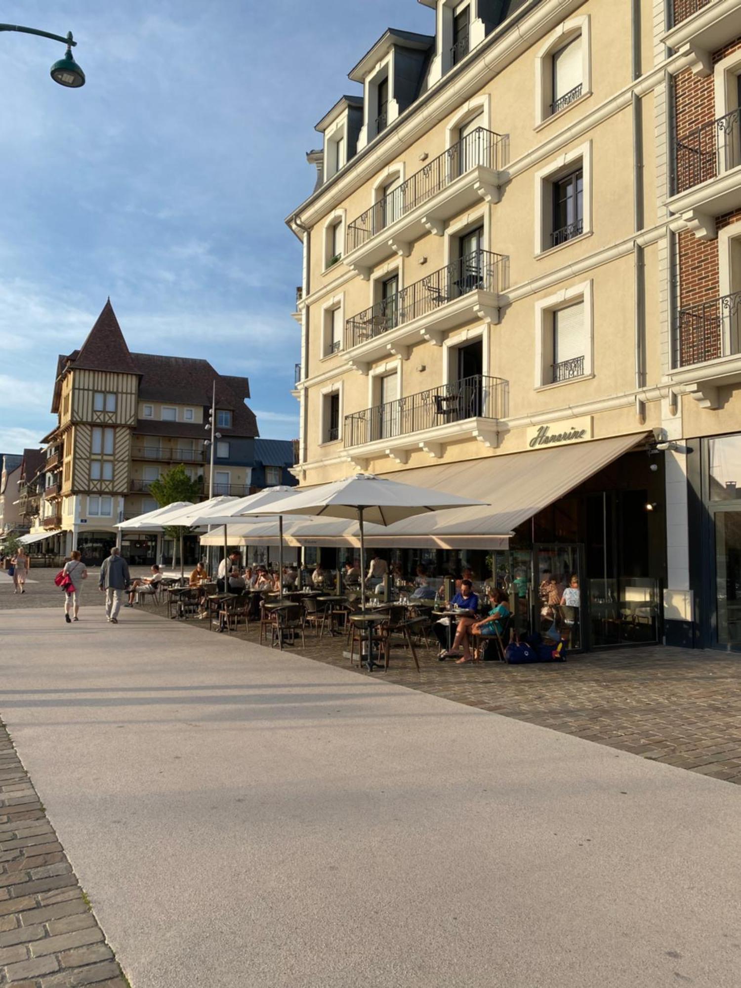 Cote Plage - Magnifique Appartement De Charme A Trouville Sur Mer - Linge - Lit Fait - Parking - Wifi - Classe Par L'Office Du Tourisme Exterior foto