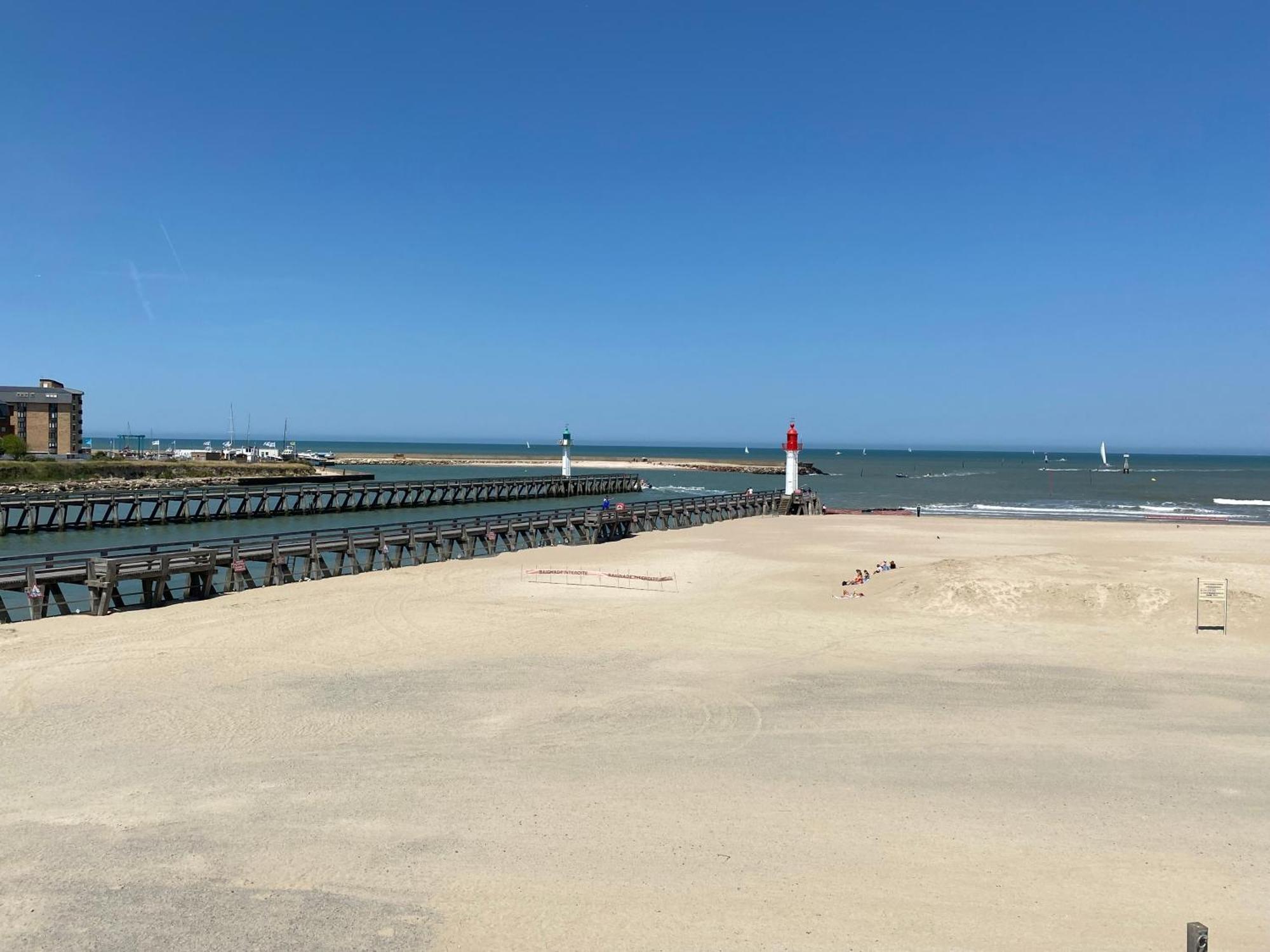 Cote Plage - Magnifique Appartement De Charme A Trouville Sur Mer - Linge - Lit Fait - Parking - Wifi - Classe Par L'Office Du Tourisme Exterior foto