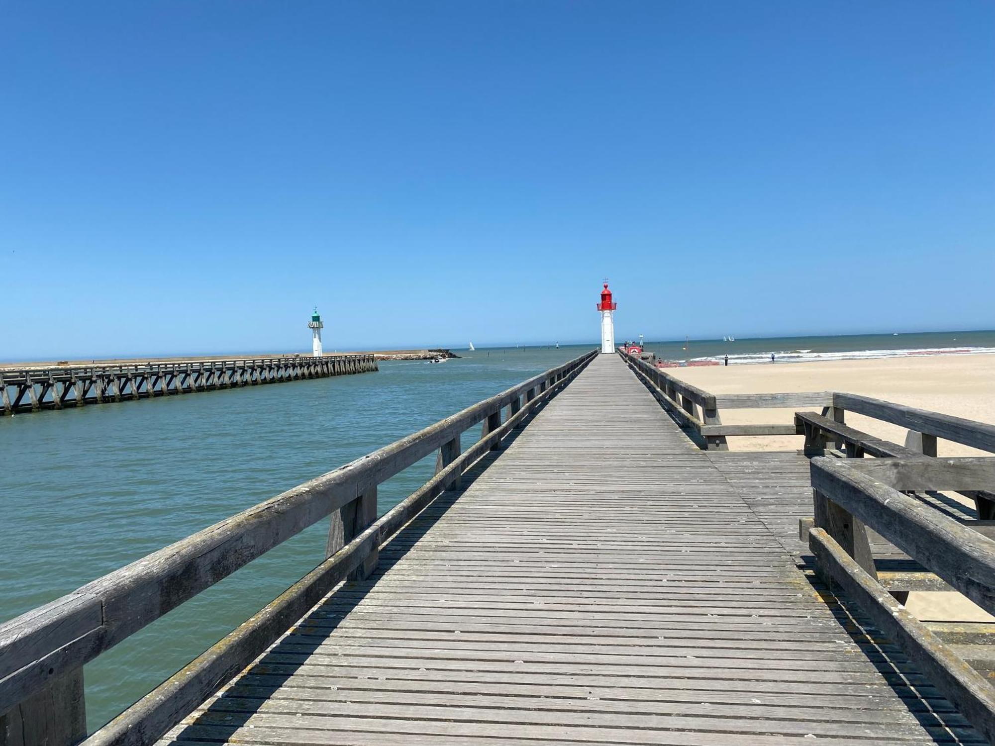 Cote Plage - Magnifique Appartement De Charme A Trouville Sur Mer - Linge - Lit Fait - Parking - Wifi - Classe Par L'Office Du Tourisme Exterior foto